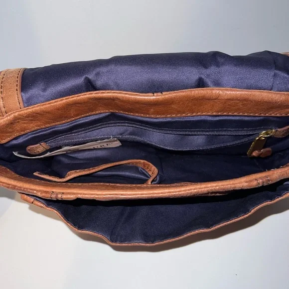 VINTAGE Juicy Couture Y2K Brown Leather Shoulder Bag Purse - Picture 5 of 8